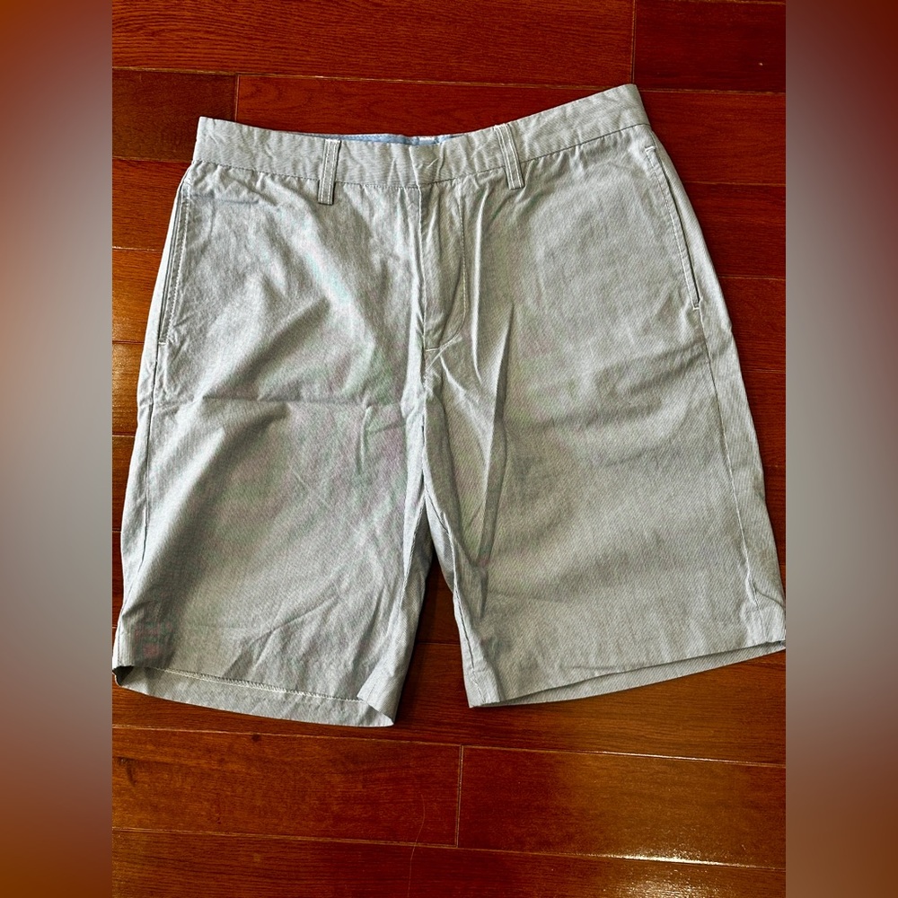 Nautica men’s pinstripe gray cotton shorts 30